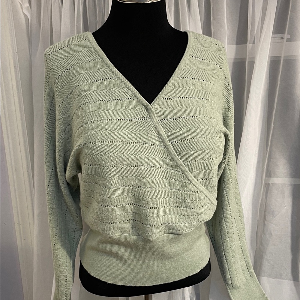 Pink Rose Light Green V-Neck Sweater long sleeve Size Medium